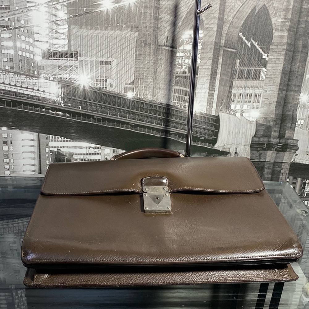 Authentic Louis Vuitton Taiga Robusto 2 Briefcase laptop unisex Bag - Picture 16 of 17